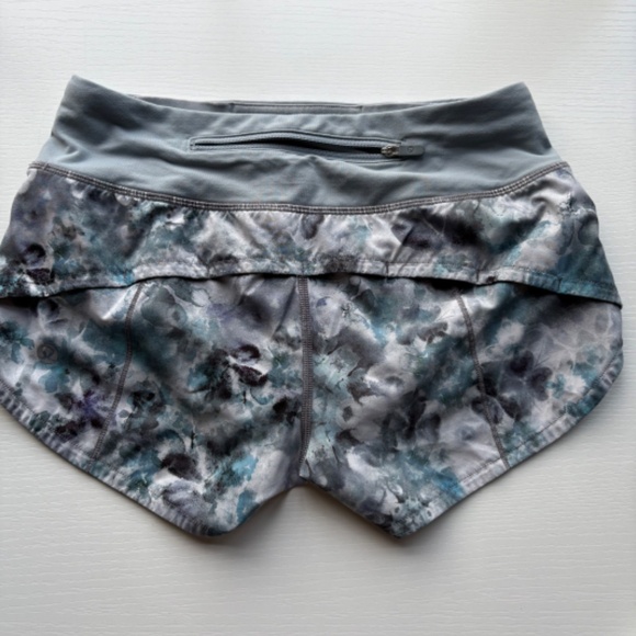 Lululemon Speed Up Shorts, Low rise, 0 - Picture 6 of 6
